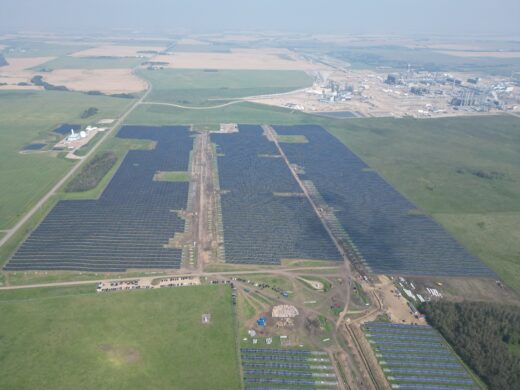 Photograph showcasing GOLDBECK SOLAR's Joffre solar farm